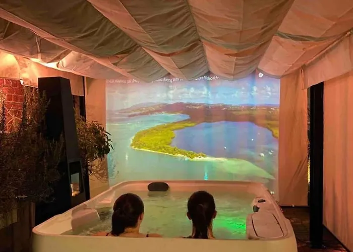 Le Jacuzzi De Marie Ll